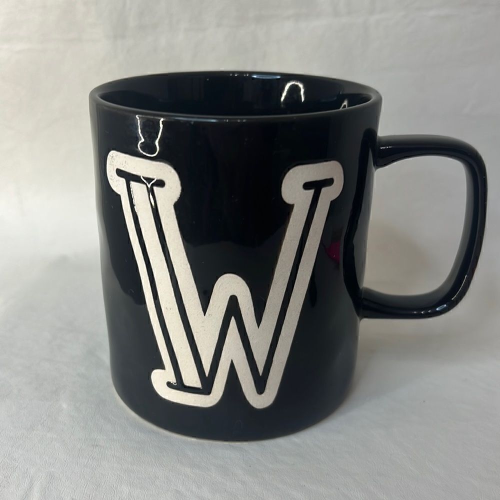 Delano W Coffee Mug Black White Lettering 16 Oz 4 1/4 In Tall 3 1/2 In Round